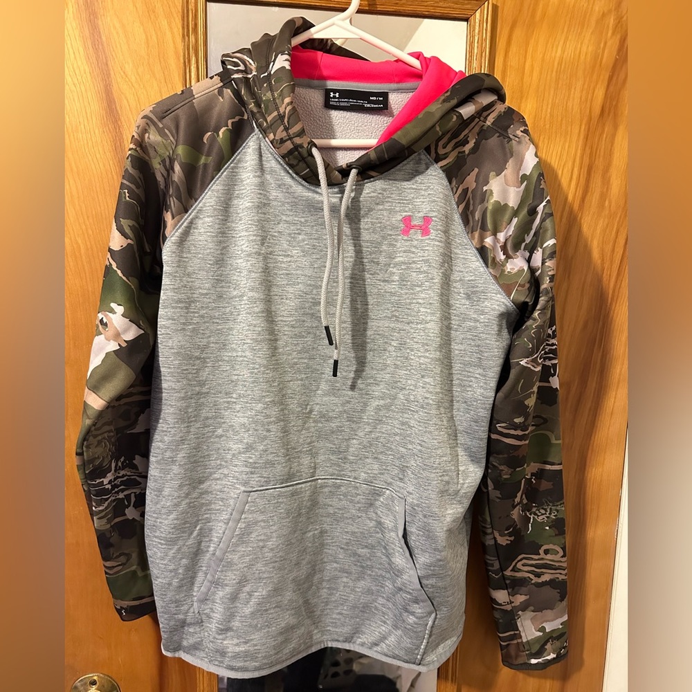 Under Armour Hoodie